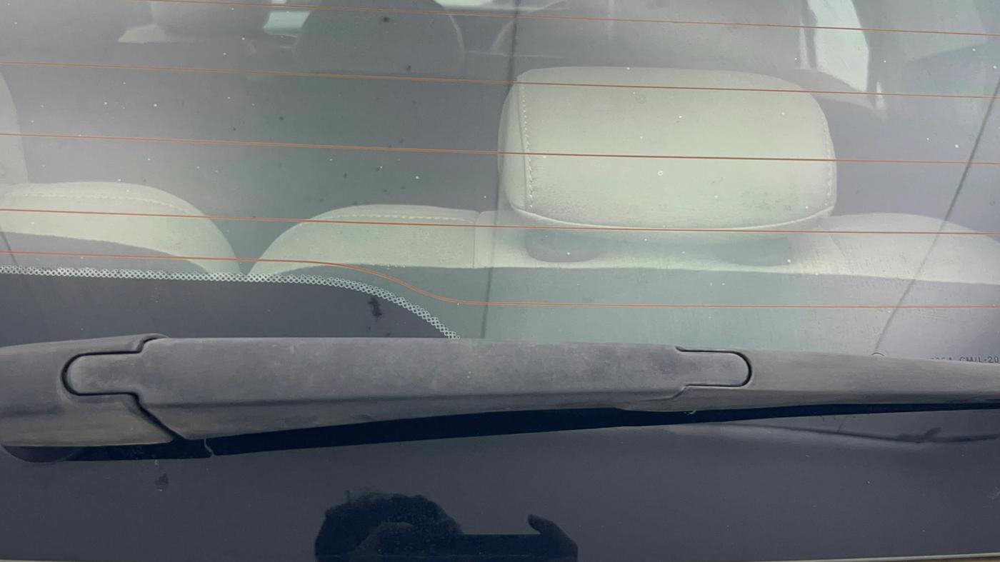 2023 Mahindra XUV700 AX 5 D AT 7 STR, Diesel, Automatic, 1,26,913 km, Rear Wiper