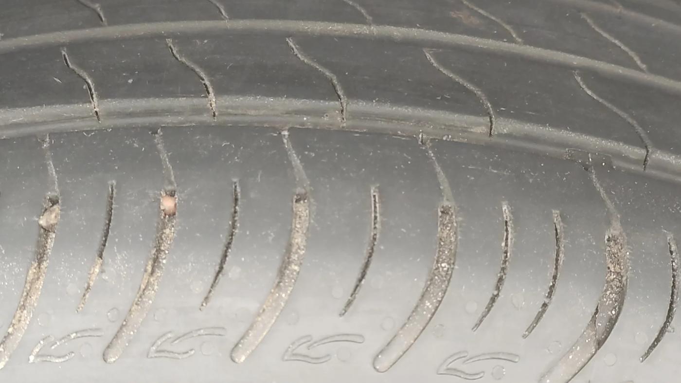 2019 Maruti Baleno DELTA PETROL 1.2, Petrol, Manual, 65,644 km, Left Front Tyre Tread