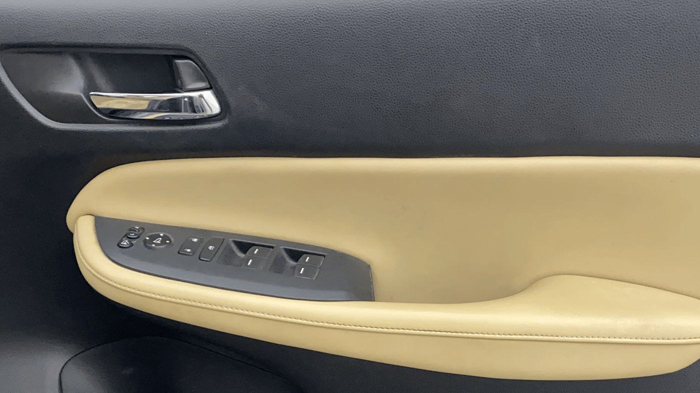 2021 Honda City 1.5L I-VTEC ZX CVT, Petrol, Automatic, 80,475 km, Driver Side Door Panels Control