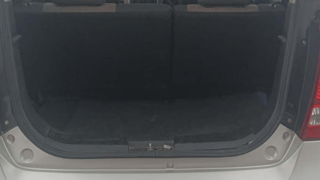 2015 Maruti Wagon R 1.0 LXI, Petrol, Manual, 1,05,123 km, Boot Inside