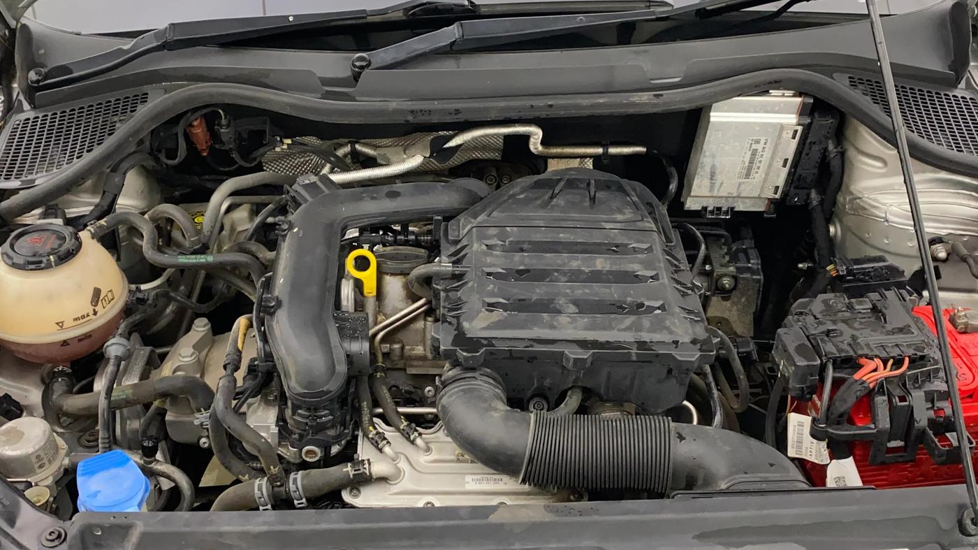 2022 Volkswagen Vento HIGHLINE PLUS 1.0L TSI AT, Petrol, Automatic, 83,459 km, Engine View
