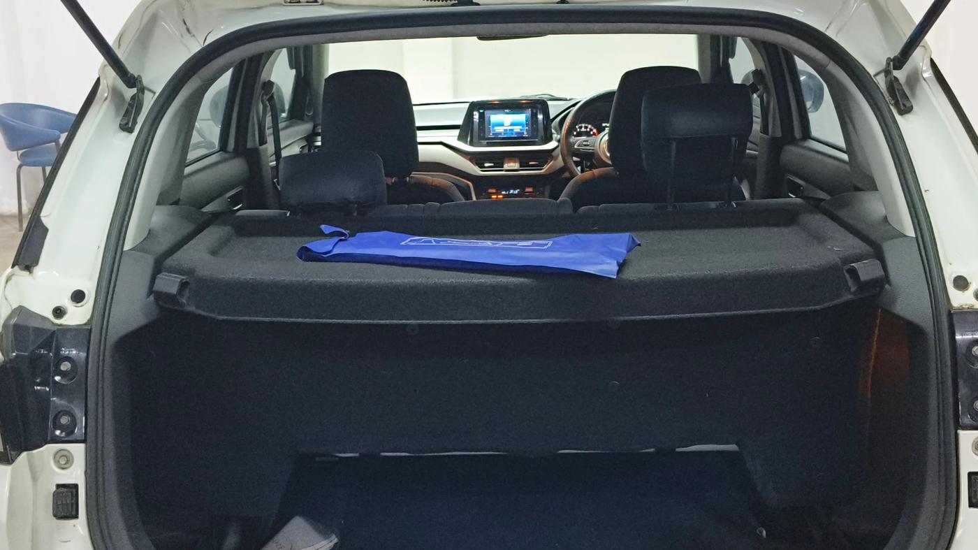 2024 Maruti BREZZA ZXI S-CNG, CNG, Manual, 29,170 km, Boot Inside
