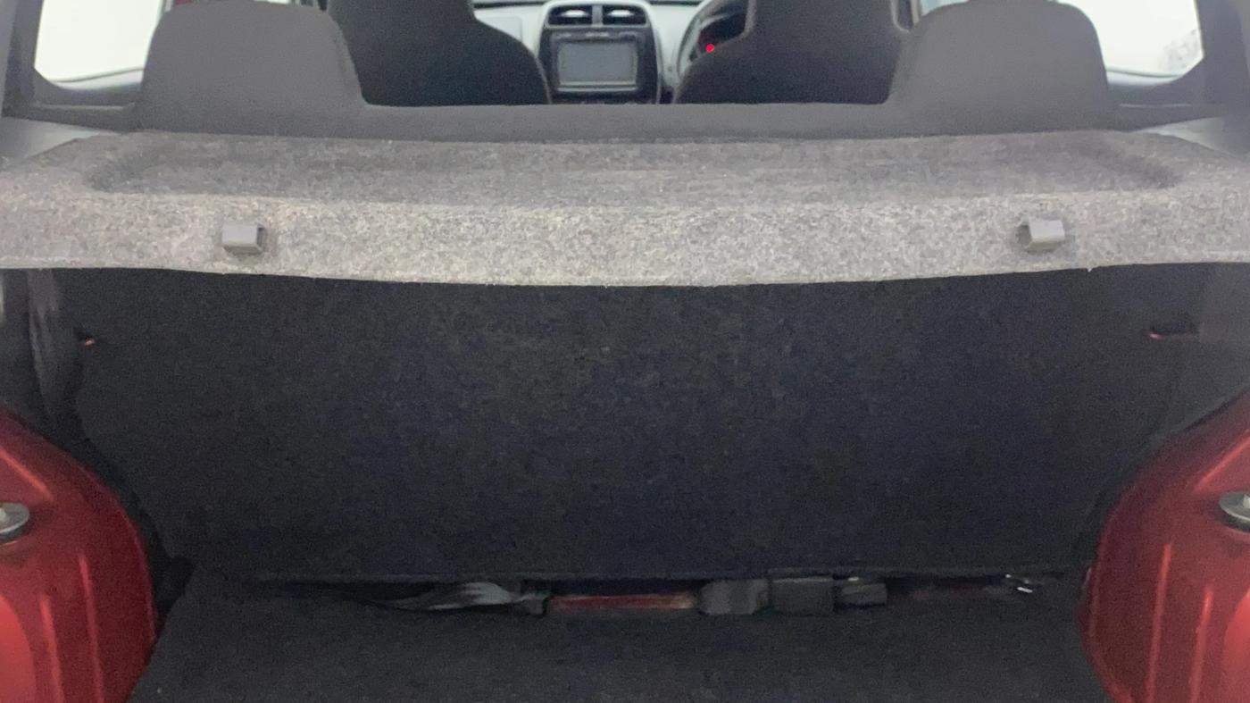 2016 Renault Kwid RXT 1.0 AMT, Petrol, Automatic, 30,762 km, Boot Inside