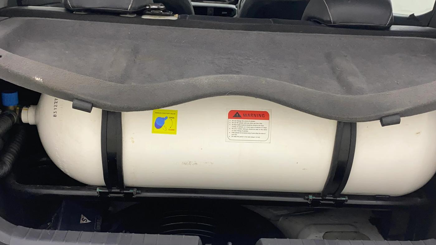 2023 Hyundai GRAND I10 NIOS SPORTZ 1.2 KAPPA VTVT CNG, CNG, Manual, 95,896 km, Boot Inside