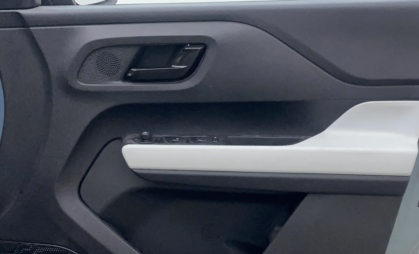 2024 Tata PUNCH ACCOMPLISHED DAZZLE PACK AMT, Petrol, Automatic, 17,827 km, Driver Side Door Panels Control