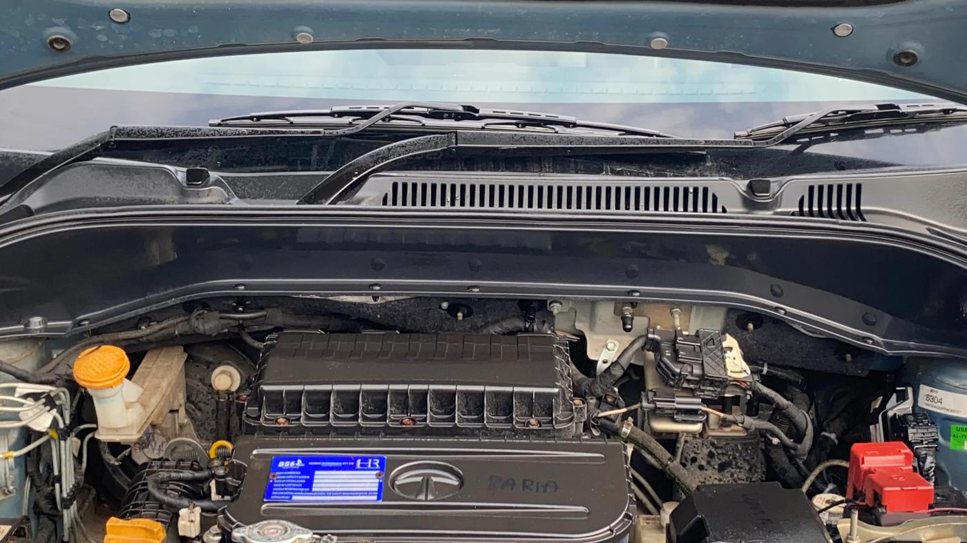 2023 Tata PUNCH ADVENTURE AMT, CNG, Automatic, 26,328 km, Engine View