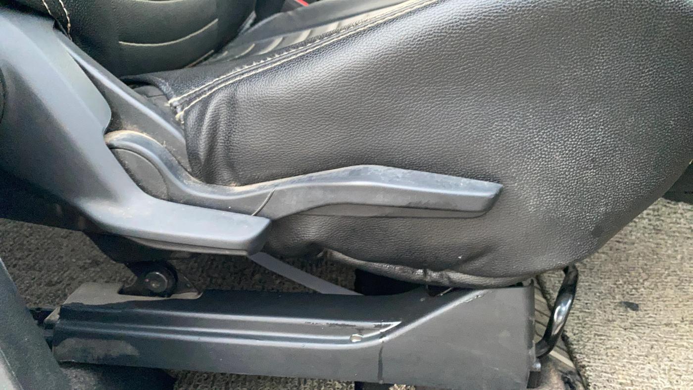 2018 Maruti IGNIS ALPHA 1.2, Petrol, Manual, 25,039 km, Driver Side Adjustment Panel