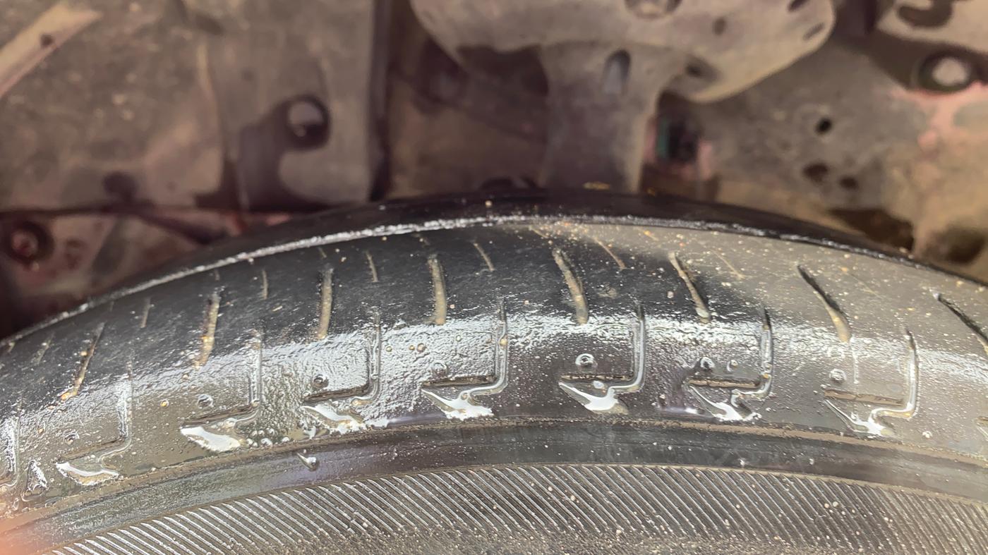 2021 Honda Amaze 1.2L I-VTEC S, Petrol, Manual, 23,951 km, Left Front Tyre Tread
