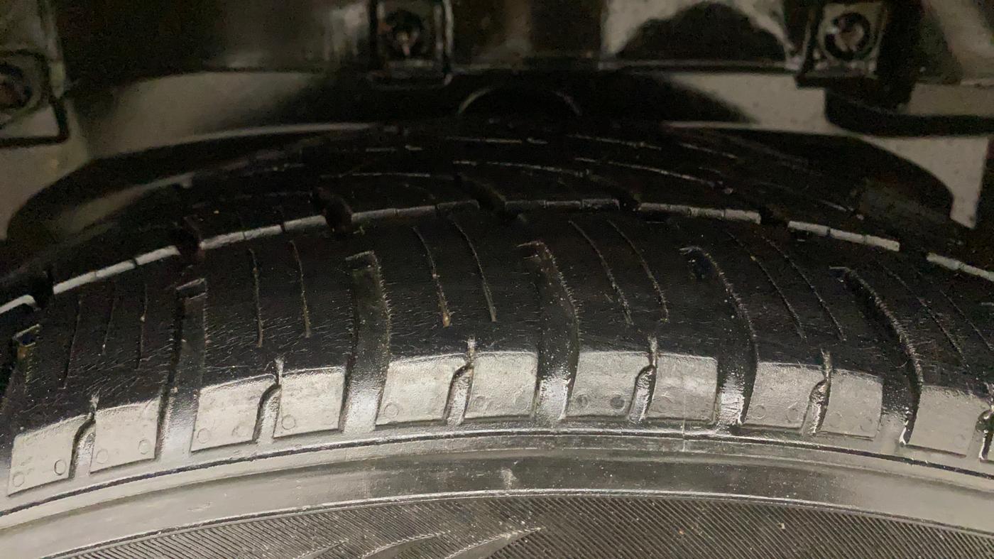 2018 Tata Hexa XT 4X4 7 STR, Diesel, Manual, 1,15,391 km, Left Rear Tyre Tread