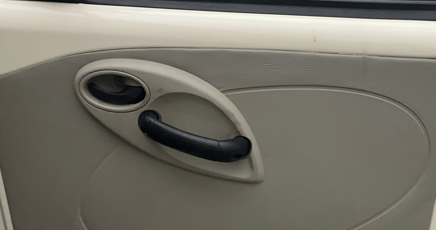2021 Mahindra Scorpio S3 PLUS, Diesel, Manual, 1,47,126 km, Driver Side Door Panels Control