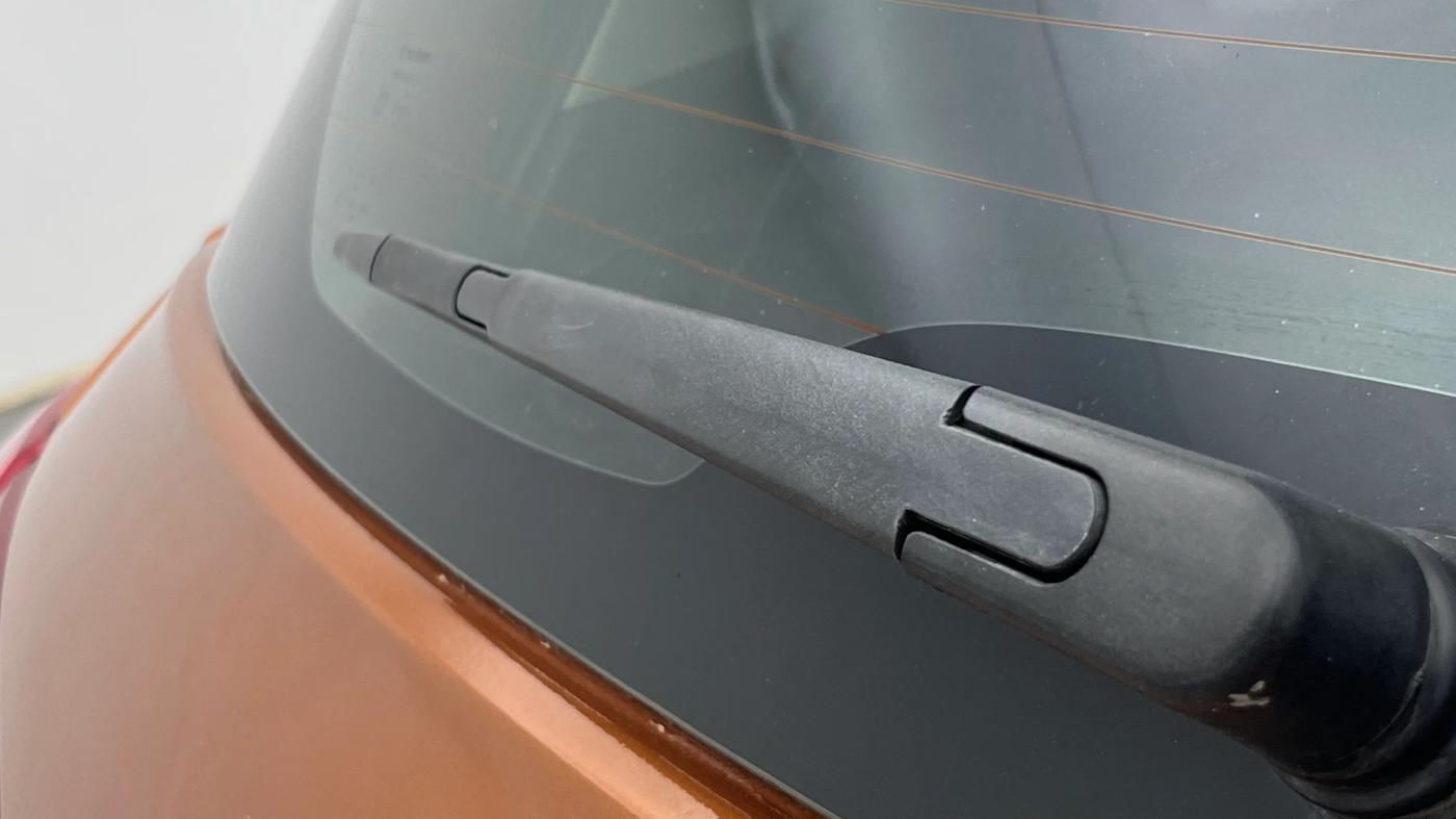 2019 Maruti Vitara Brezza ZDI AMT, Diesel, Automatic, 66,850 km, Rear Wiper