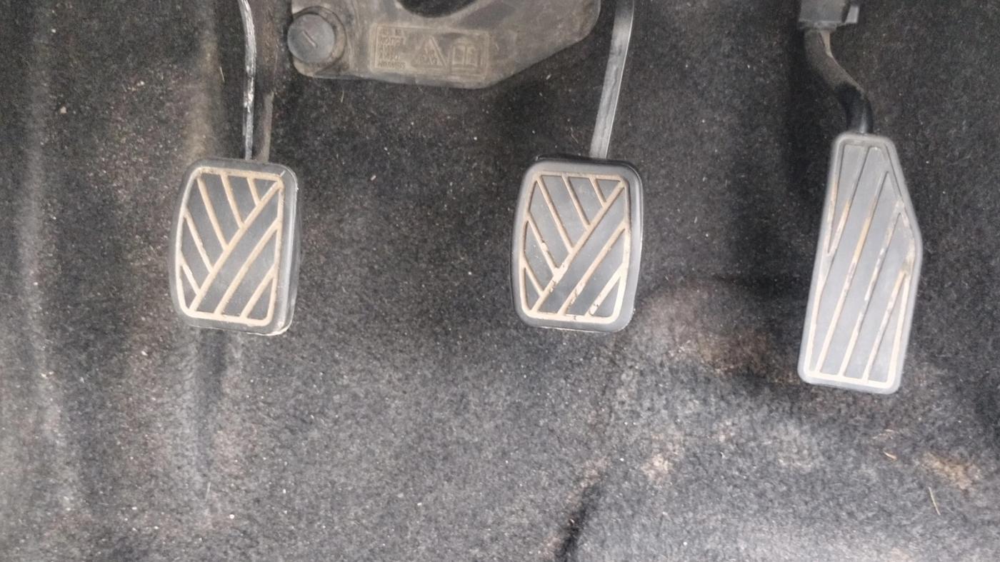 2022 Maruti New Wagon-R VXI 1.0, Petrol, Manual, 37,902 km, Pedals