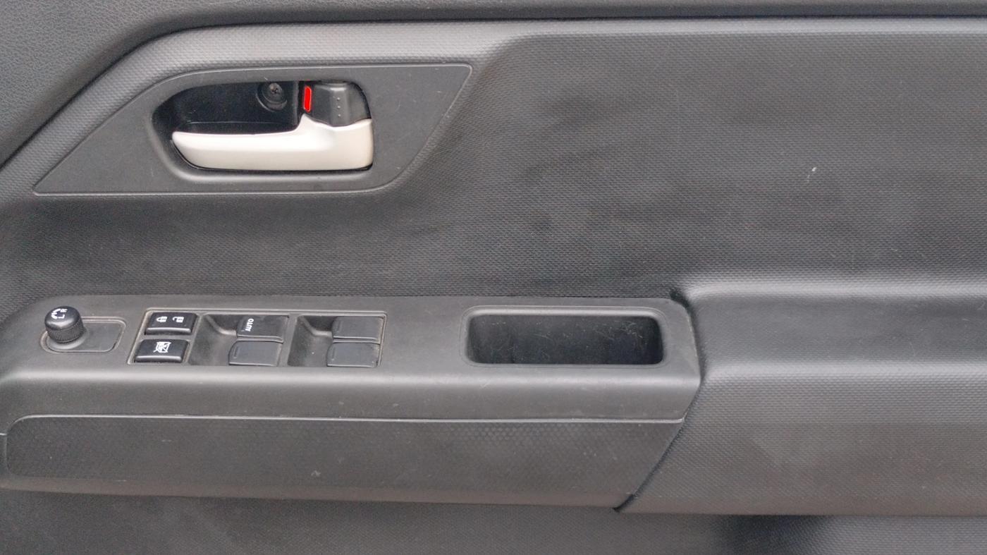 2022 Maruti New Wagon-R VXI 1.0, Petrol, Manual, 37,902 km, Driver Side Door Panels Control