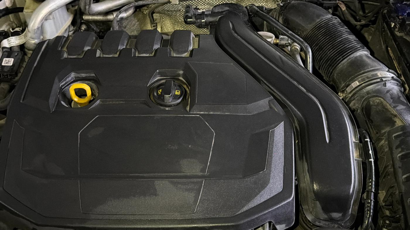 2021 Volkswagen T-ROC 1.5 TSI AT, Petrol, Automatic, 67,344 km, Engine View