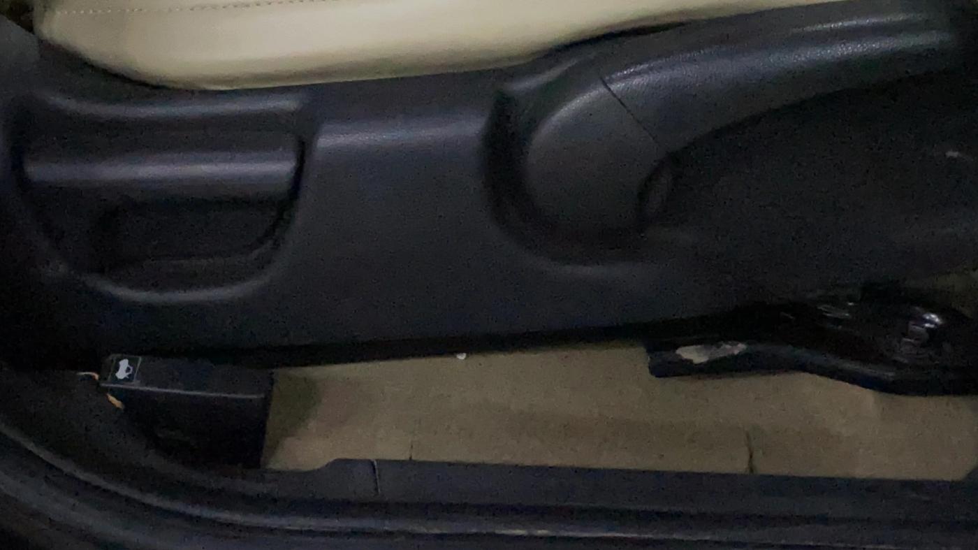 2017 Honda City 1.5L I-VTEC ZX CVT, Petrol, Automatic, 52,772 km, Driver Side Adjustment Panel