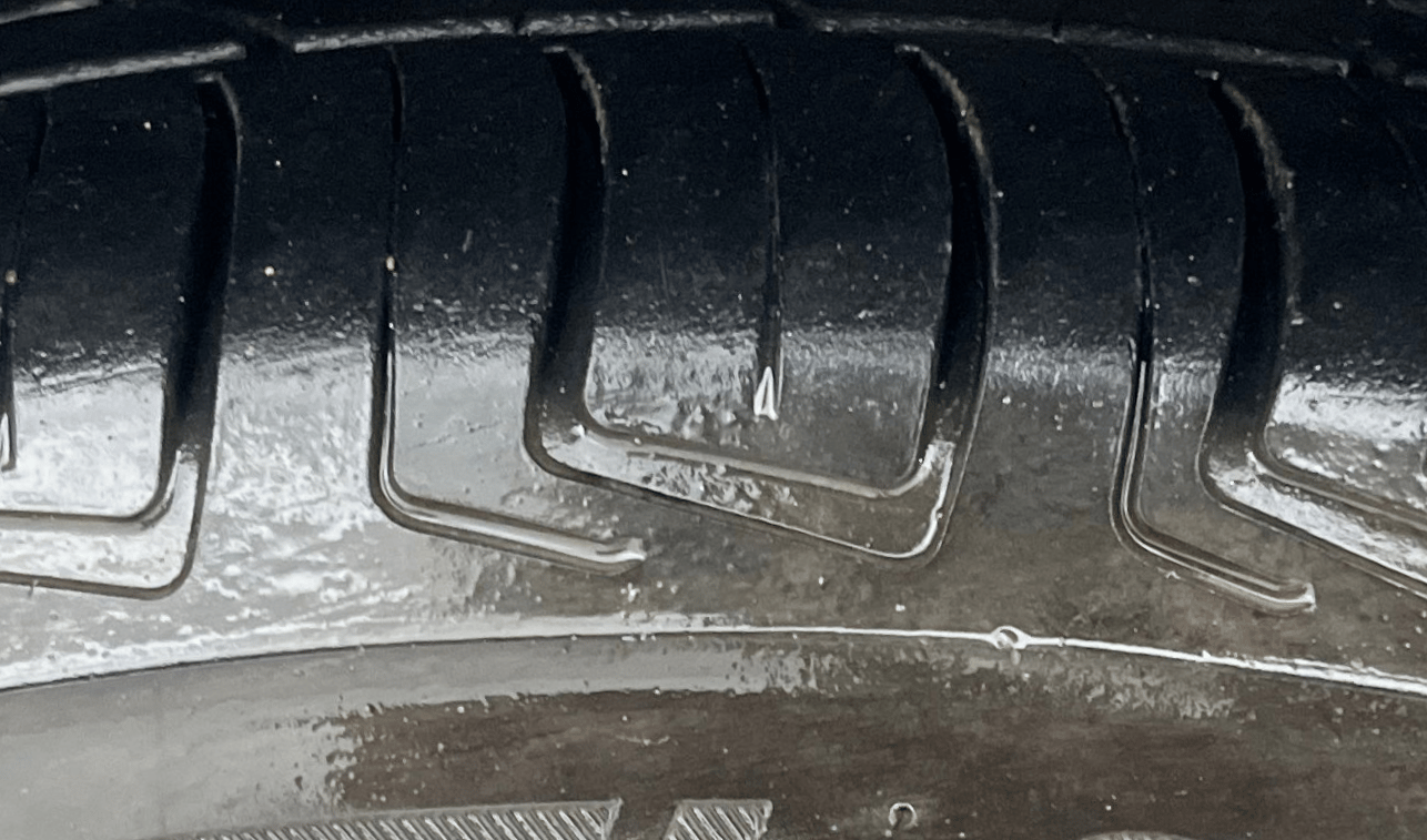 2020 Tata Tiago XZ PETROL, Petrol, Manual, 1,07,563 km, Left Front Tyre Tread