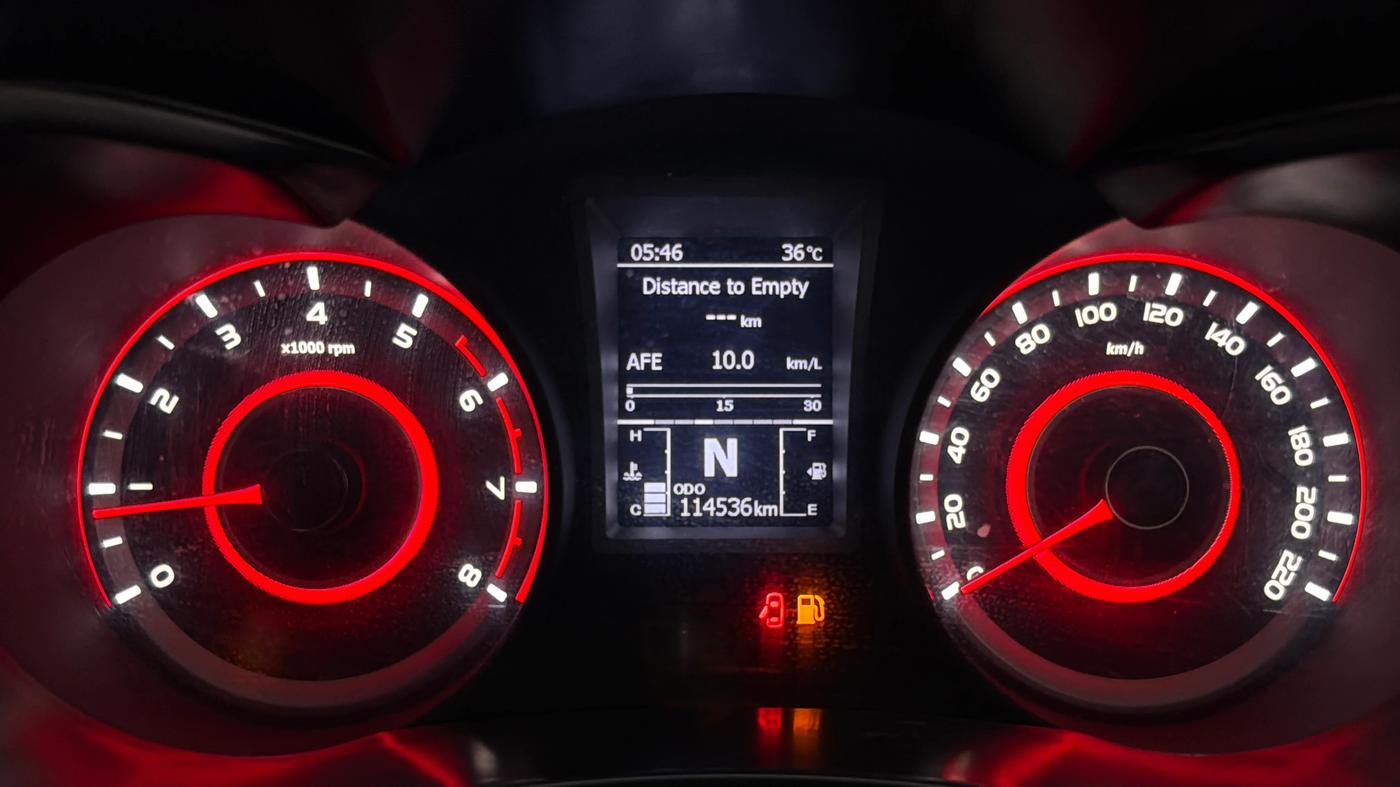 2022 Mahindra XUV300 W6 1.2 PETROL AMT, Petrol, Automatic, 1,14,527 km, Odometer Image