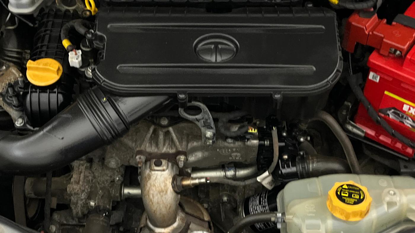 2022 Tata TIGOR XZA PLUS PETROL, Petrol, Automatic, 40,880 km, Engine View