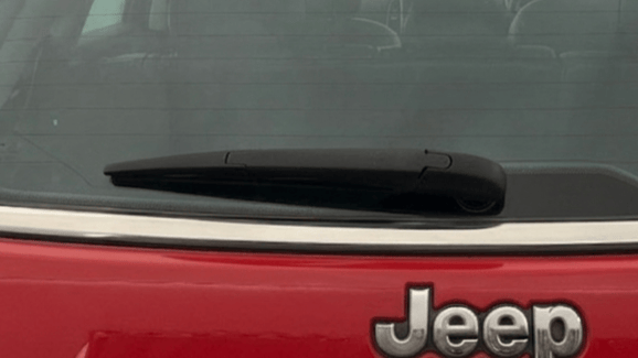 2018 Jeep Compass LIMITED 2.0 DIESEL, Diesel, Manual, 1,27,150 km, Rear Wiper
