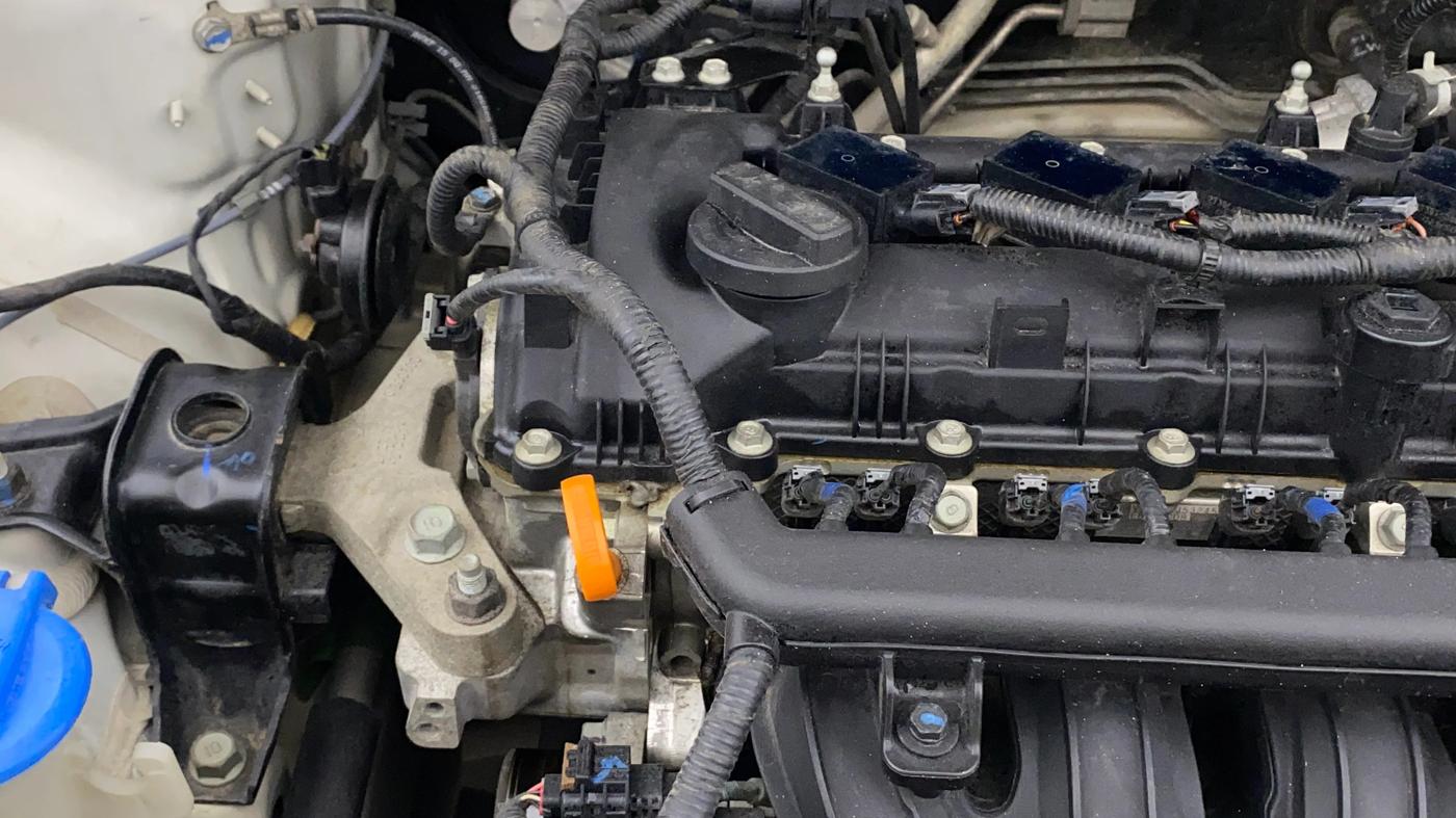 2021 Hyundai NEW I20 ASTA 1.2 AT, Petrol, Automatic, 1,02,328 km, Engine View - Right