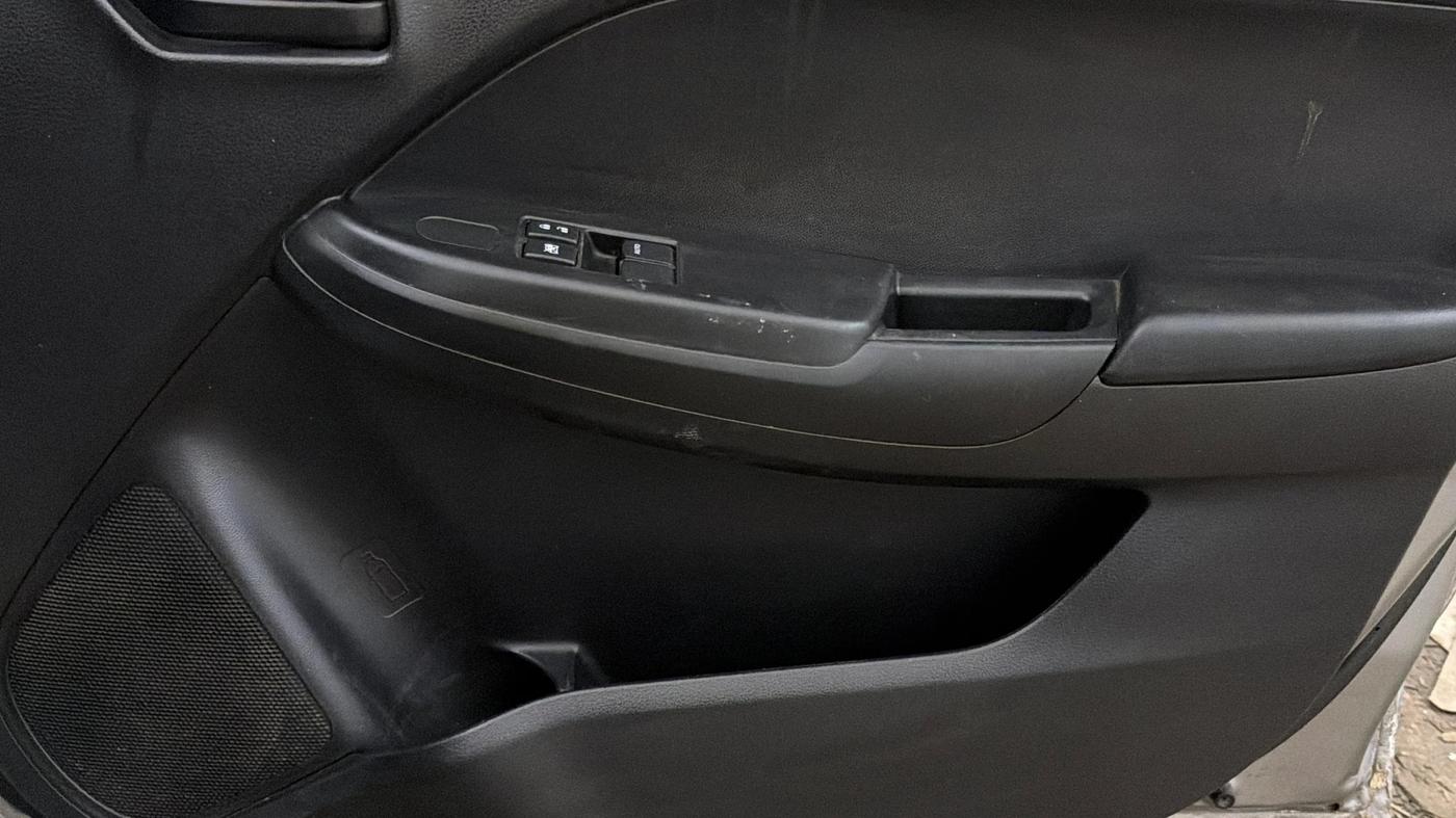 2020 Maruti Baleno SIGMA PETROL 1.2, Petrol, Manual, 42,657 km, Driver Side Door Panels Control