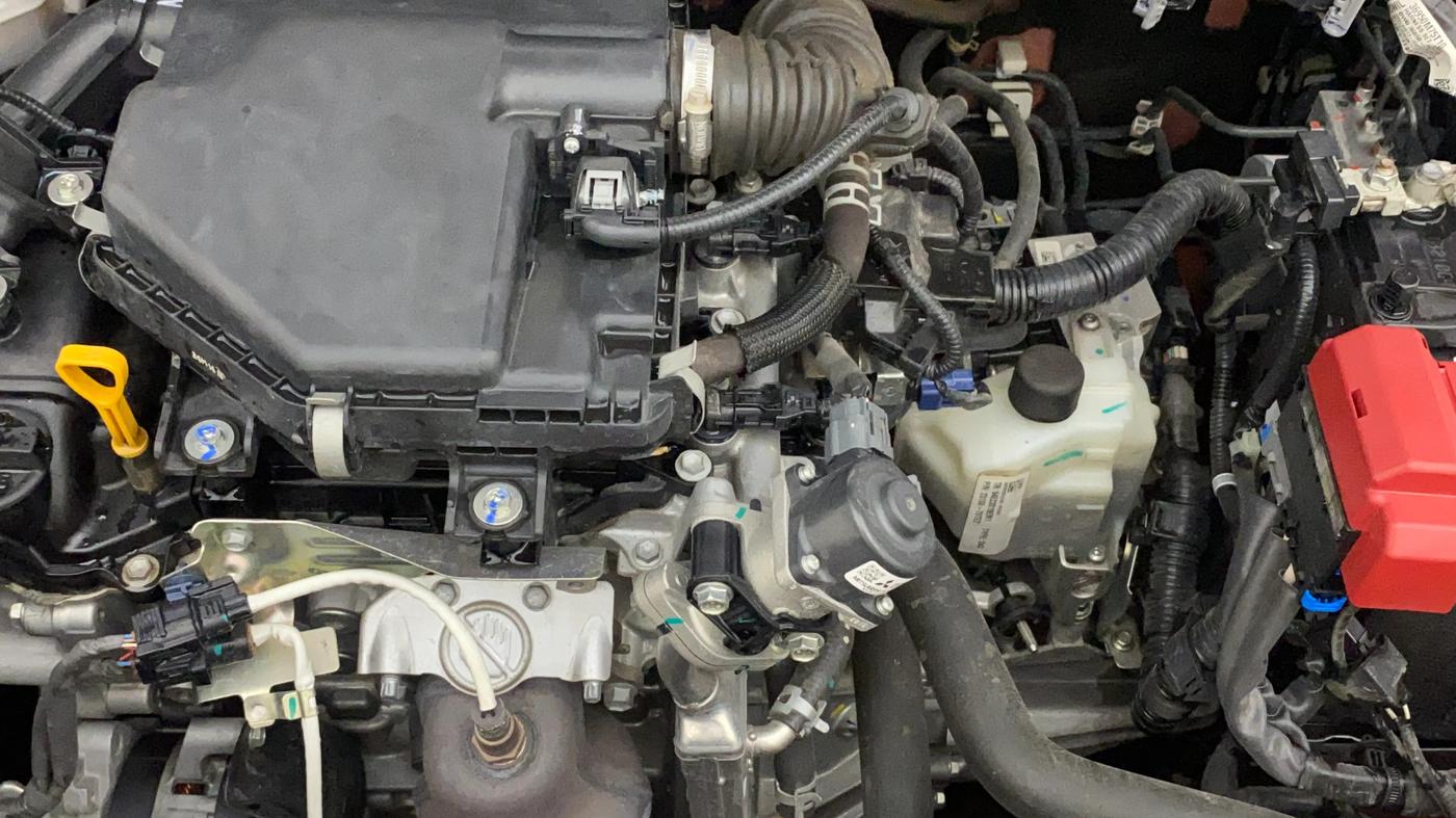 2024 Maruti Swift VXi AMT, Petrol, Automatic, 26,971 km, Engine View