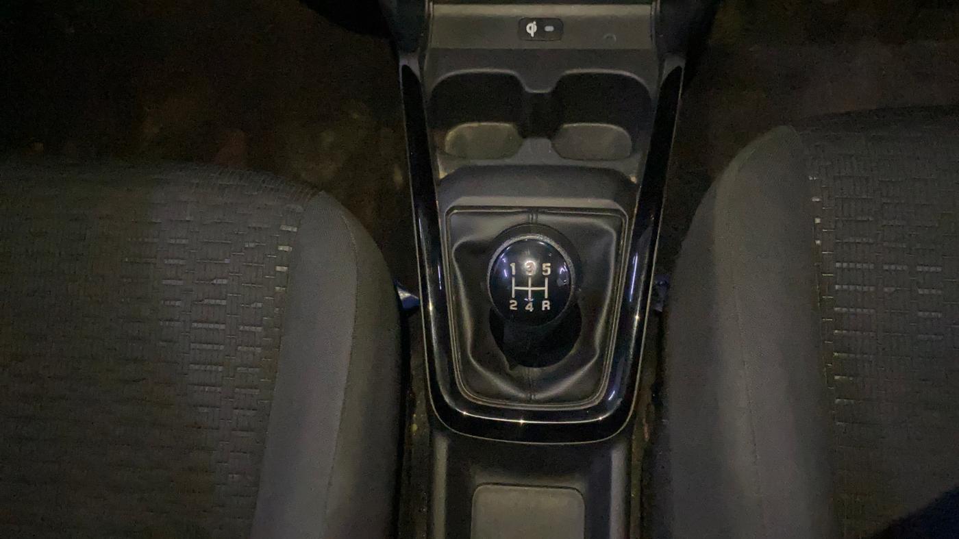 2024 Maruti Swift ZXI PLUS, Petrol, Manual, 26,543 km, Gear Lever
