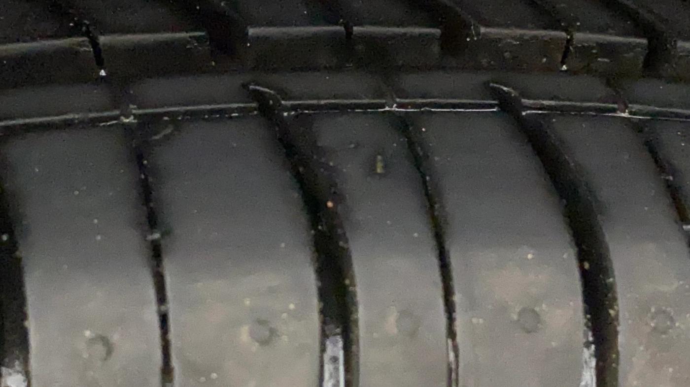 2018 Renault Kwid RXT 1.0 AMT (O), Petrol, Automatic, 61,808 km, Left Rear Tyre Tread