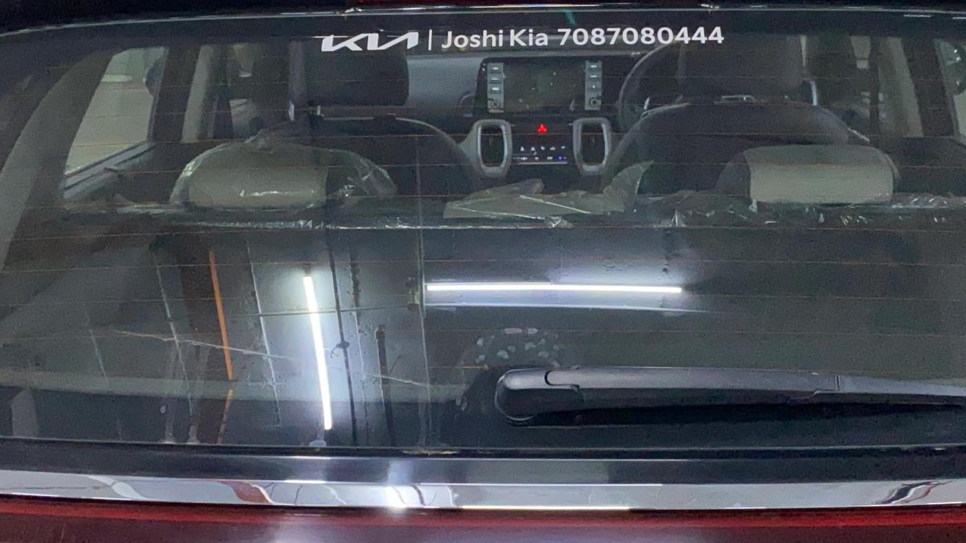 2025 KIA SONET HTK PLUS 1.2 PETROL MT, Petrol, Manual, 9,515 km, Rear Wiper