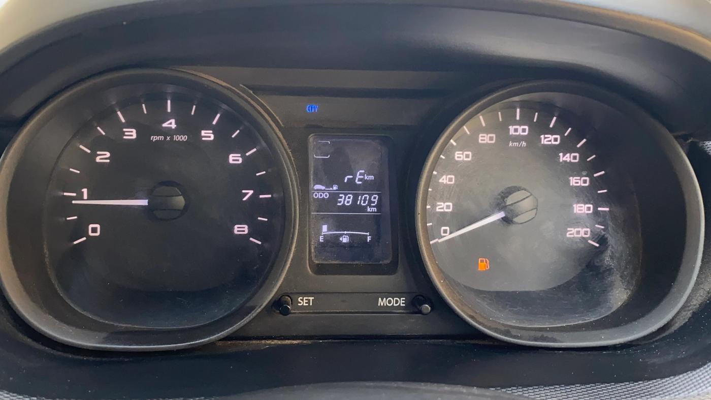 2018 Tata Tiago XT PETROL, Petrol, Manual, 38,109 km, Odometer Image