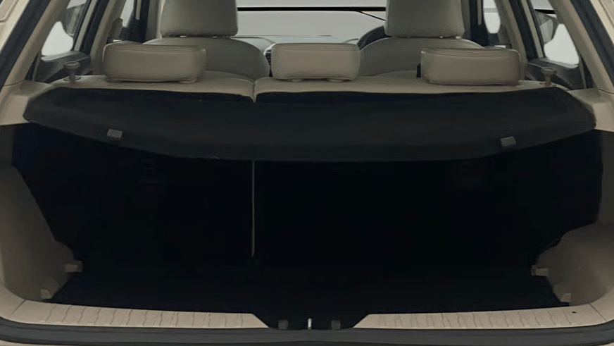2021 Mahindra XUV300 W8 (O) 1.5 DIESEL AMT, Diesel, Automatic, 1,23,050 km, Boot Inside