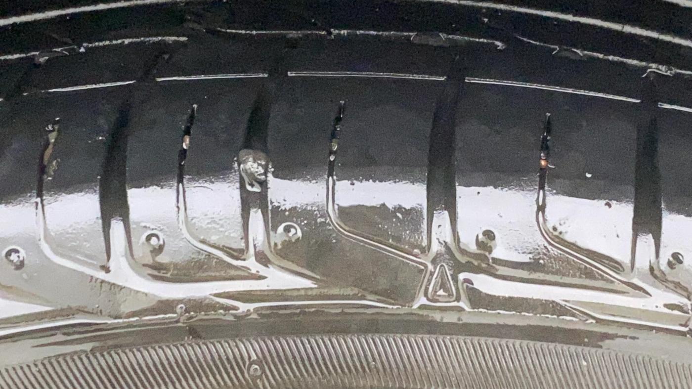 2021 Tata NEXON XZ PLUS DIESEL, Diesel, Manual, 1,29,954 km, Left Rear Tyre Tread