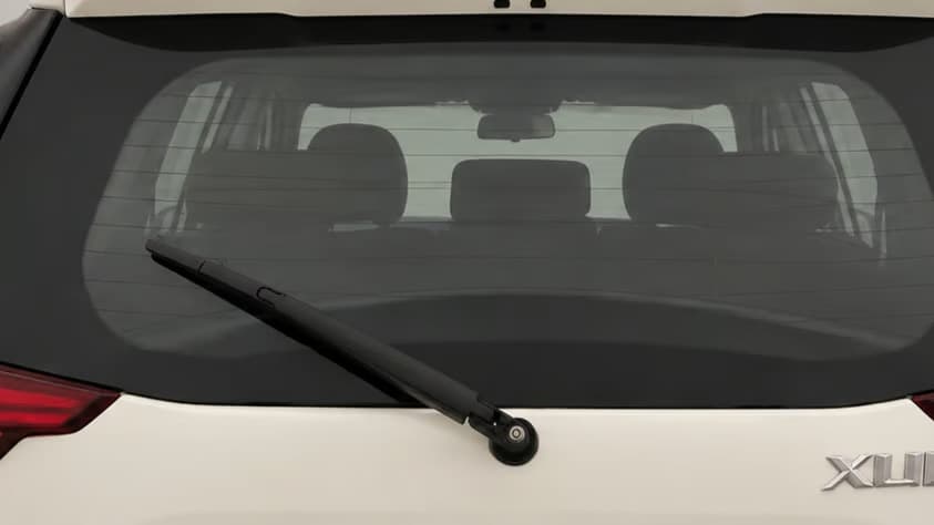 2021 Mahindra XUV500 W11 AT, Diesel, Automatic, 64,516 km, Rear Wiper