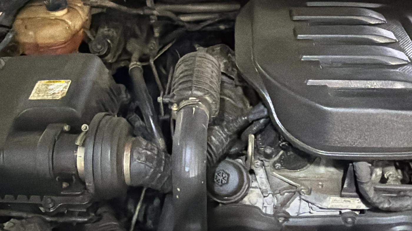 2023 Mahindra SCORPIO-N Z8 PETROL AT 7 STR, Petrol, Automatic, 21,523 km, Engine View - Right