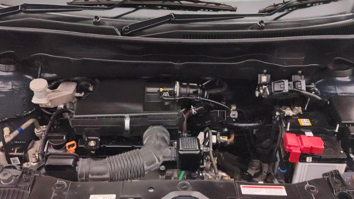 2022 Maruti XL6 ZETA MT, Petrol, Manual, 18,459 km, Engine View