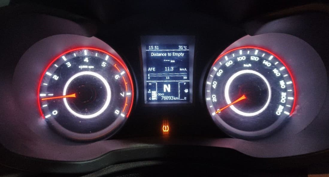 2021 Mahindra XUV300 W8 (O) 1.2 PETROL, Petrol, Manual, 78,893 km, Odometer Image