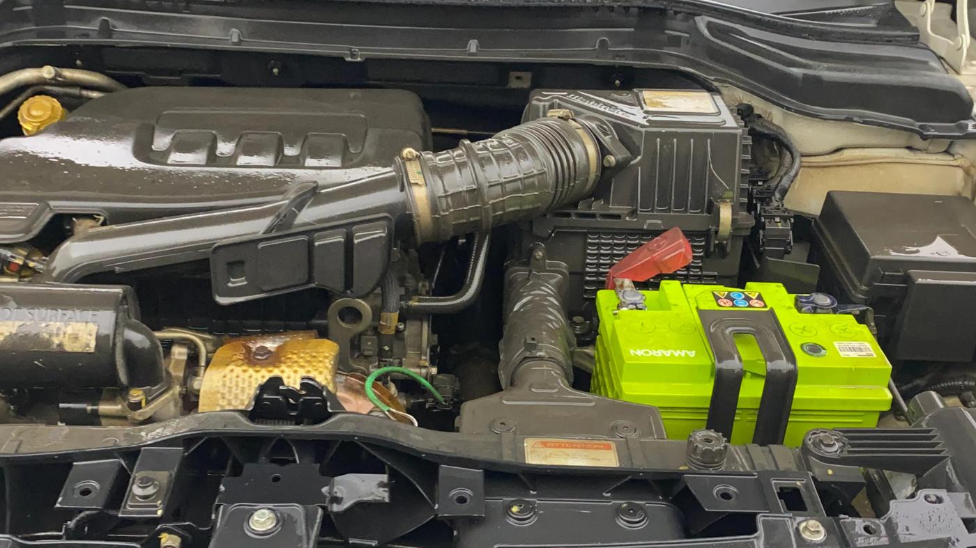2021 Mahindra XUV300 W8 (O) 1.2 PETROL, Petrol, Manual, 78,893 km, Engine View - Left
