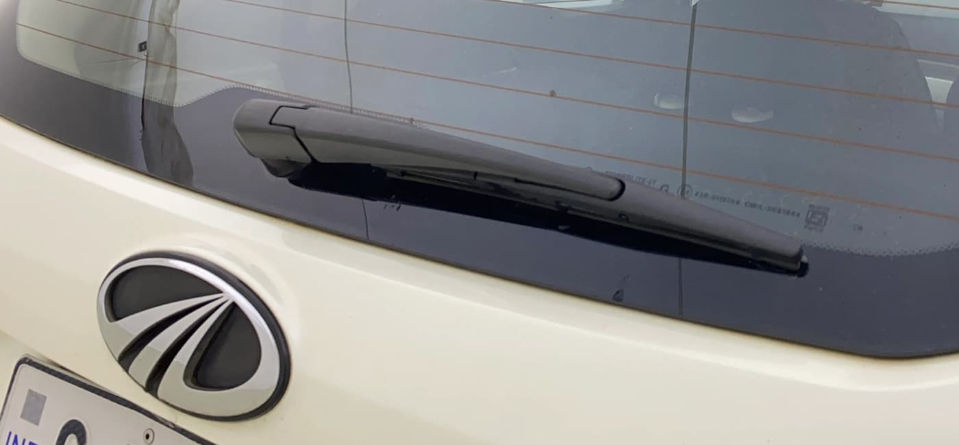 2021 Mahindra XUV300 W8 (O) 1.2 PETROL, Petrol, Manual, 78,893 km, Rear Wiper