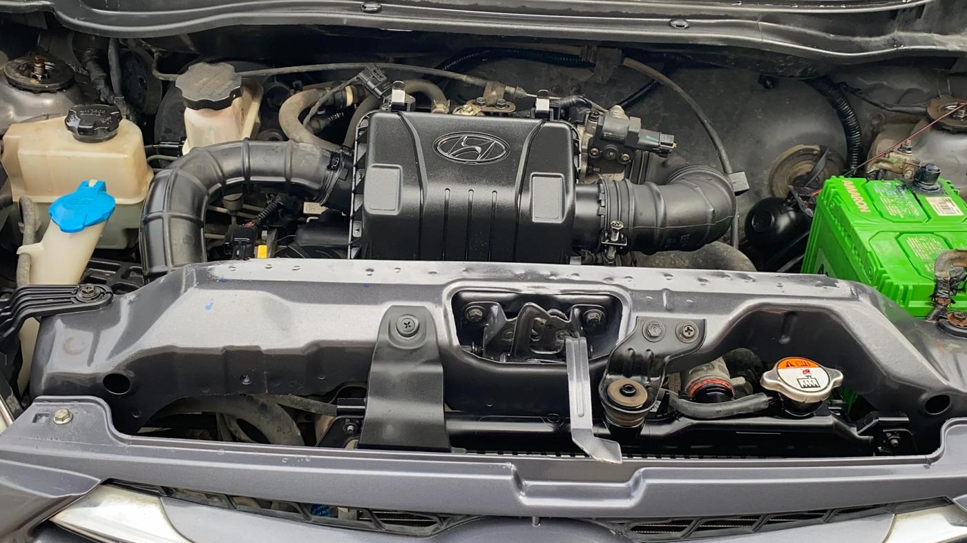 2017 Hyundai Eon ERA +, Petrol, Manual, 67,855 km, Engine View