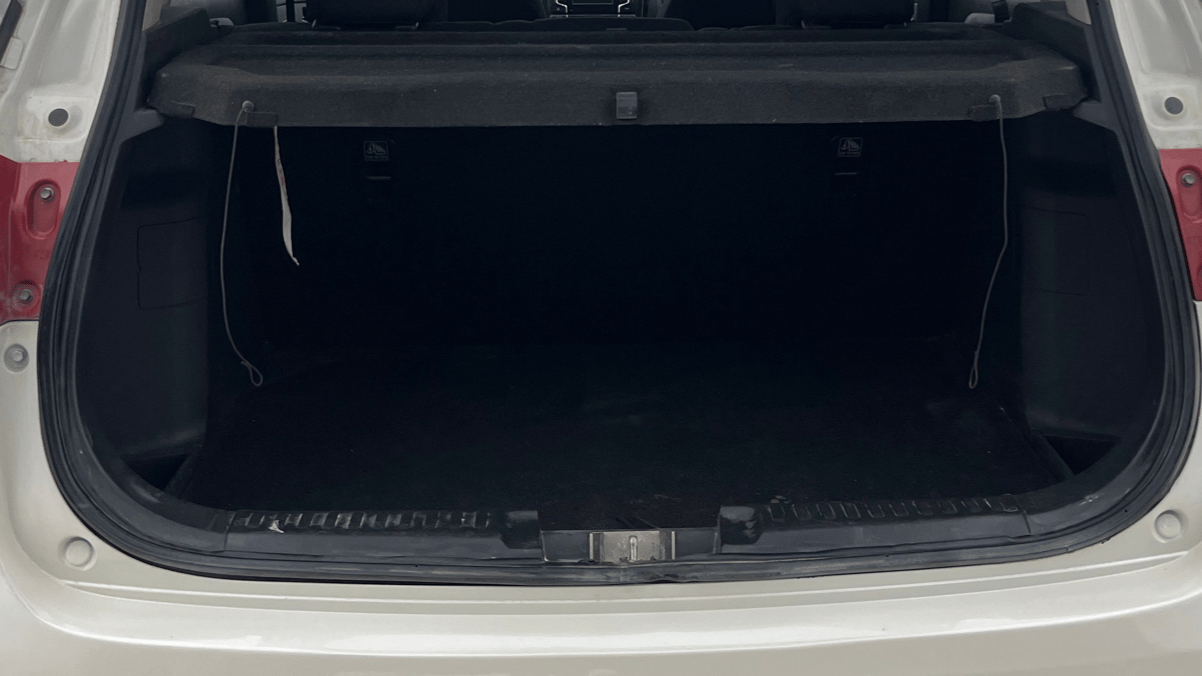 2020 Maruti Vitara Brezza ZDI, Diesel, Manual, 68,766 km, Boot Inside