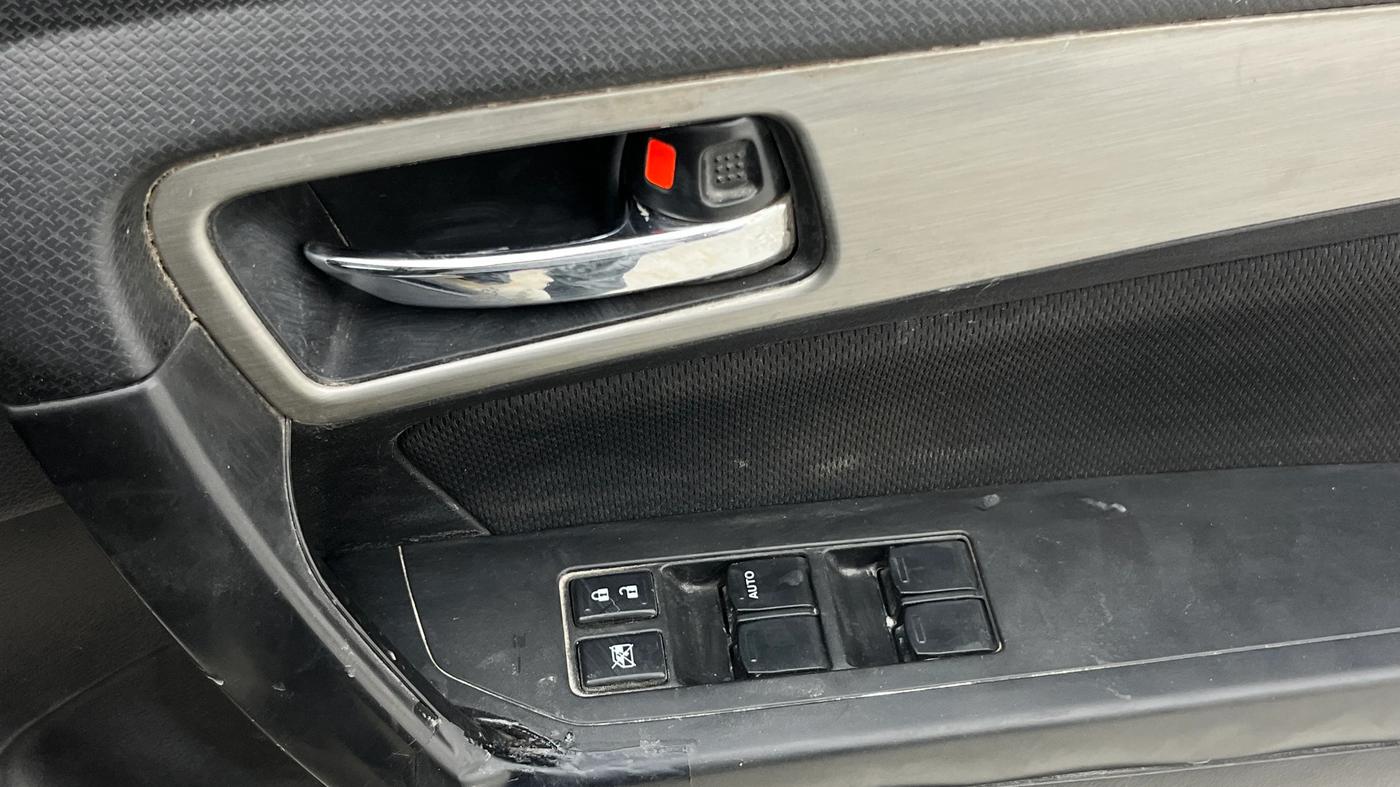 2020 Maruti Vitara Brezza ZDI, Diesel, Manual, 68,766 km, Driver Side Door Panels Control