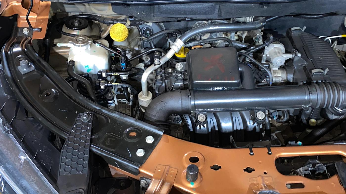 2024 Nissan MAGNITE Tekna Plus 1.0 Petrol MT, Petrol, Manual, 14,642 km, Engine View - Right
