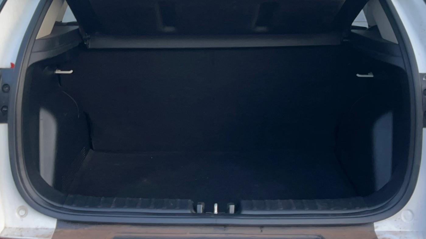 2021 KIA SONET HTK PLUS 1.2, Petrol, Manual, 50,904 km, Boot Inside