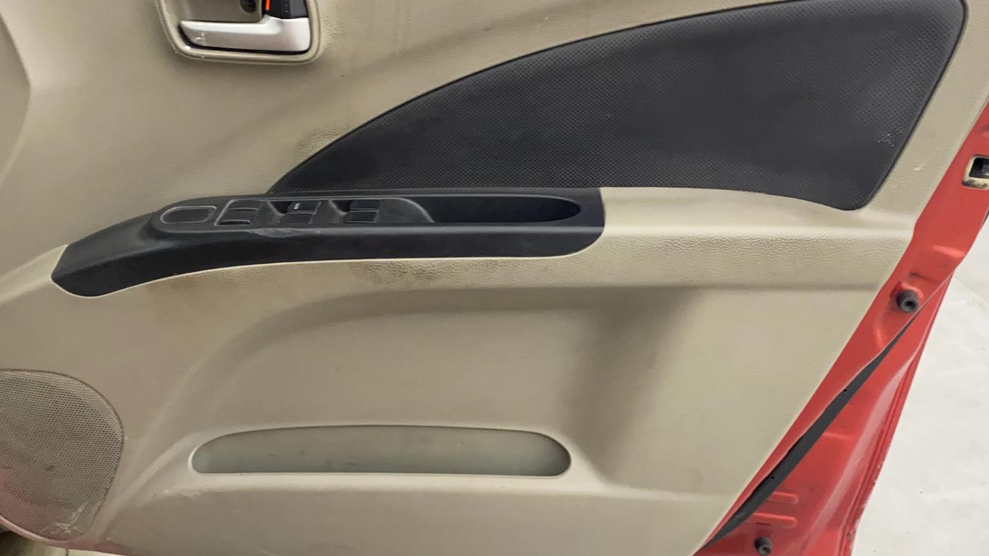 2015 Maruti Celerio VXI AMT, Petrol, Automatic, 99,330 km, Driver Side Door Panels Control