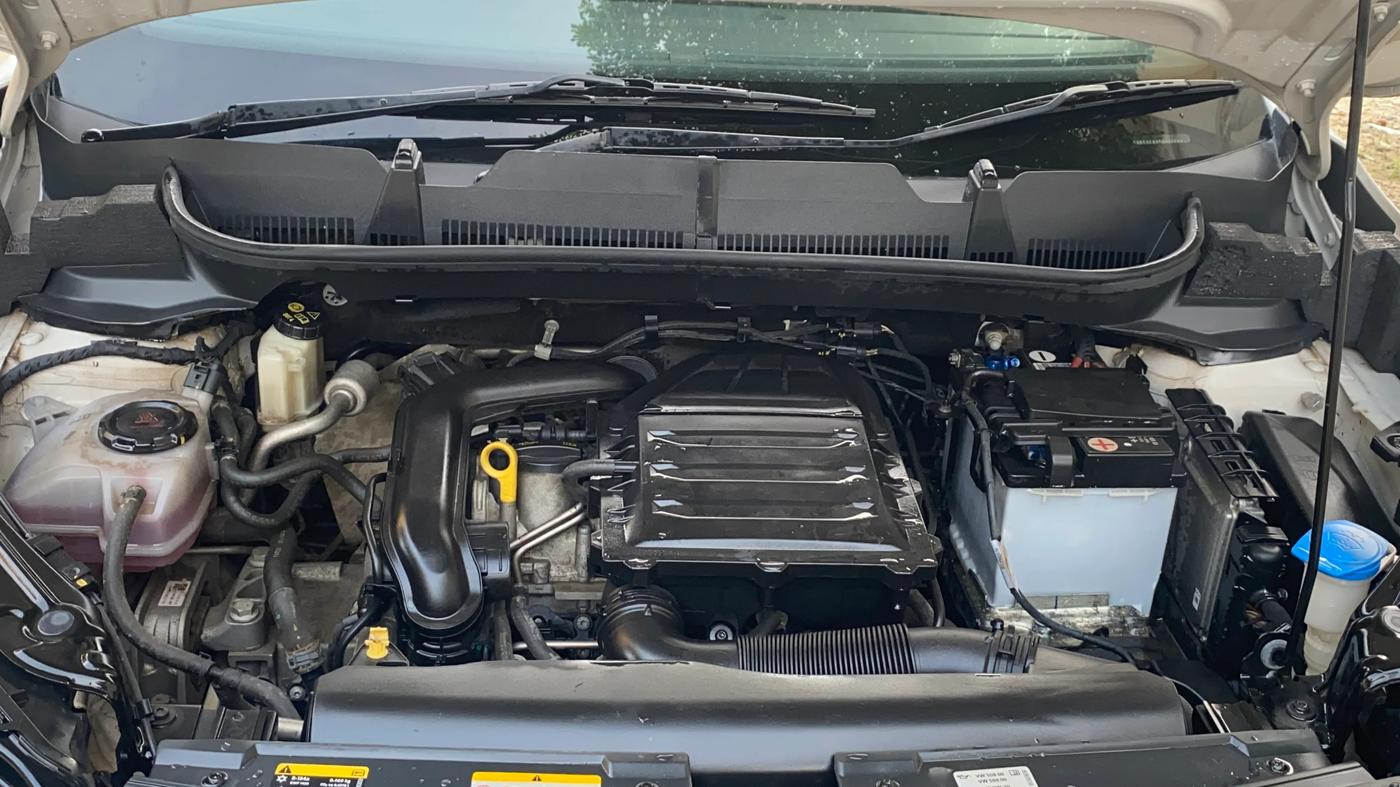 2023 Skoda KUSHAQ Active plus 1.0 TSI , Petrol, Manual, 56,207 km, Engine View