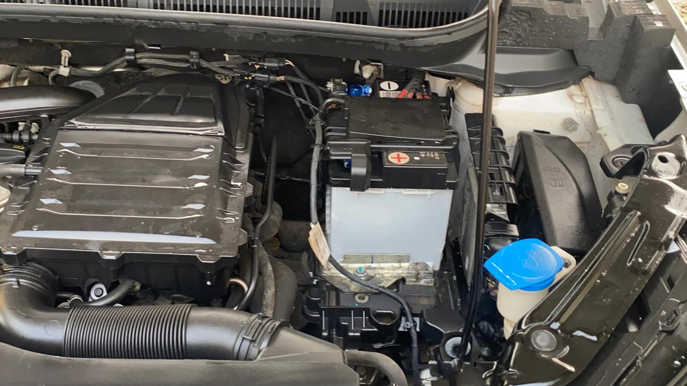 2023 Skoda KUSHAQ Active plus 1.0 TSI , Petrol, Manual, 56,207 km, Engine View - Left