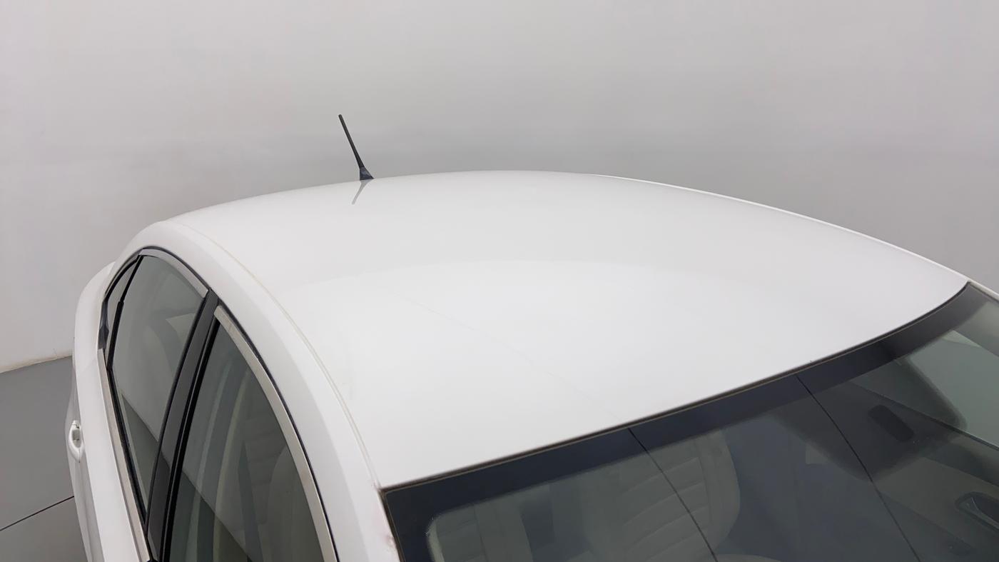 2016 Skoda Rapid AMBITION 1.6 MPFI MT, Petrol, Manual, 48,477 km, Roof