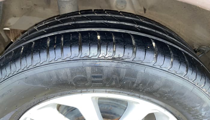 2018 Hyundai Verna 1.6 EX VTVT AT, Petrol, Automatic, 59,783 km, Right Rear Tyre Tread