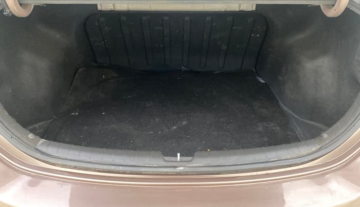 2018 Hyundai Verna 1.6 EX VTVT AT, Petrol, Automatic, 59,783 km, Boot Inside