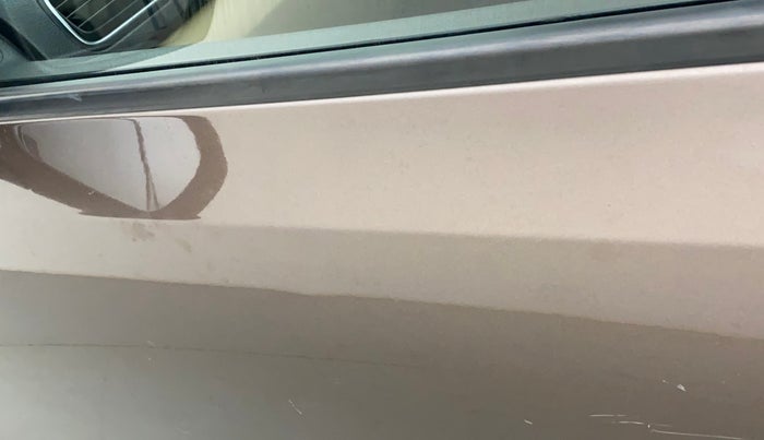2016 Volkswagen Ameo HIGHLINE1.2L, Petrol, Manual, 99,101 km, Front passenger door - Slightly dented